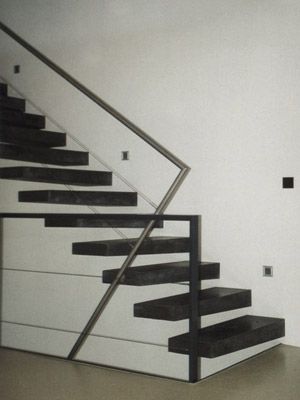 6_hueni_Treppe-2.jpg